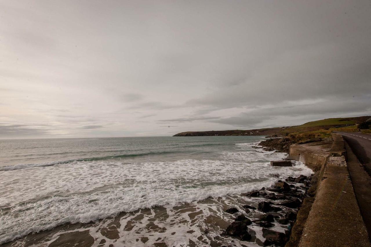 The Wild Atlantic Hideaway Apartment โคลนาคิลตี ภายนอก รูปภาพ